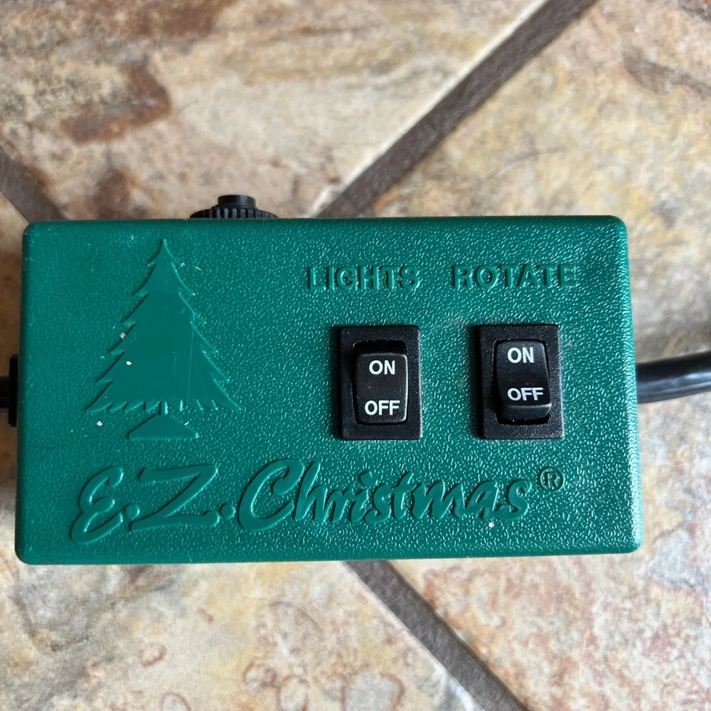 EZ Rotating Christmas Tree Stand - Picture 3 of 8